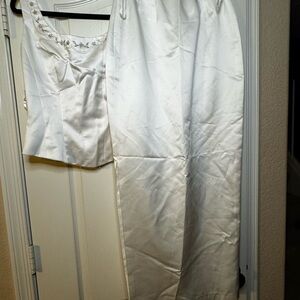 Impressions White Satin Skirt Set